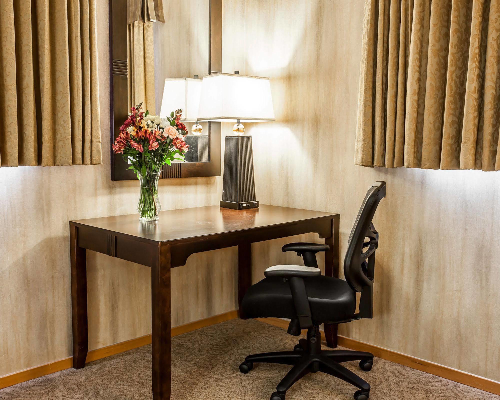 Quality Inn & Suites Seattle Center מראה חיצוני תמונה